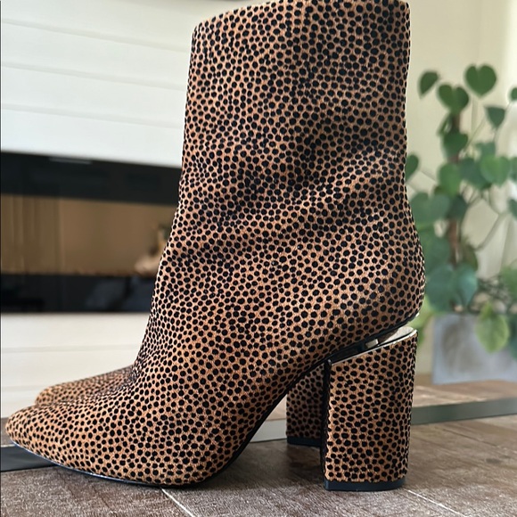 Designer Alexander Wang Leopard Print Ankle Boots - Picture 2 of 6